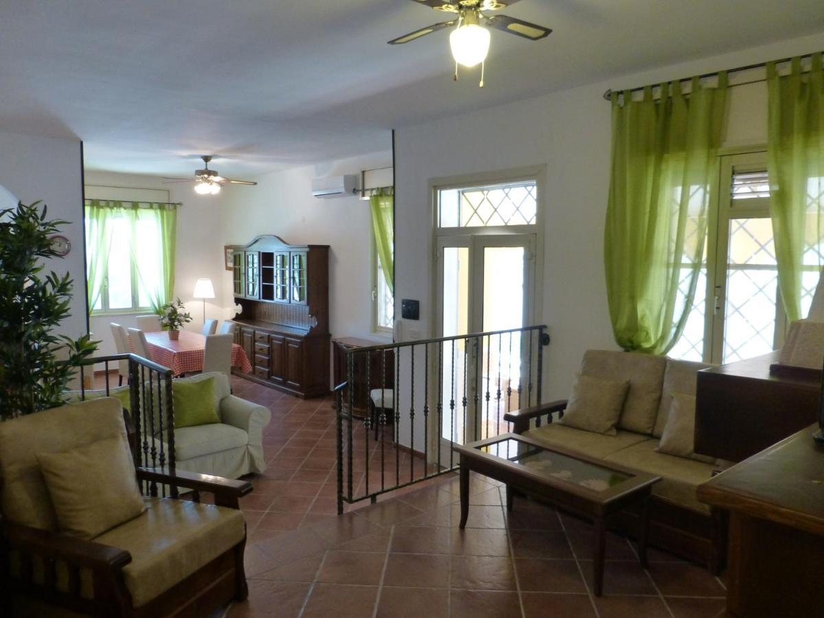 Villa Suzannah Lendinuso Екстериор снимка
